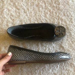 Authentic Tory Burch Reva Flats